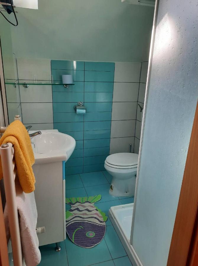 Villa Tourist Farm Lavric Vodice Esterno foto